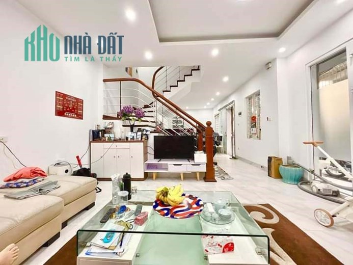 Bán Nhà Ngõ 173 Hoàng Hoa Thám 53m2 x 5 tầng, nhà mới ở ngay, mặt tiền bề thế, nội thất sang trọng,