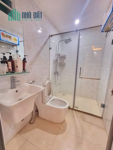 NHÀ MỚI  ĐẸP 6 TẦNG PHỐ THÁI THỊNH GẦN PHỐ GẦN Ô TÔ LÔ GÓC THOÁNG DT:35M2 MT:4.3M 3 PHÒNG NGỦ TRUNG
