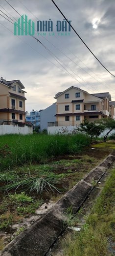 BÁN ĐÁT LÔ GÓC 2 MẶT TIỀN ĐƯỜNG LÊ BÔI, Q8 NGANG 9M,189M2 CHỈ :7.1 TỶ