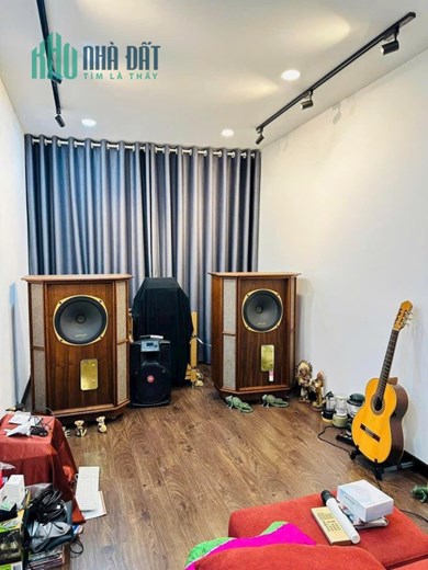 QUẬN 5-NGẢ 4 TRẦN HƯNG ĐẠO-TRẦN BÌNH TRỌNG -20M RA MT-HẺM XE HƠI THÔNG-XÍU 4TỶ