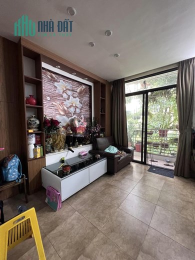 KHU QUAN CHỨC, HAI THOÁNG VĨNH VIỄN – Nhà 4 tầng Lý Nam Đế 60m _ 12 tỷ