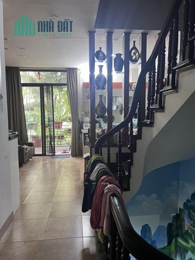 KHU QUAN CHỨC, HAI THOÁNG VĨNH VIỄN – Nhà 4 tầng Lý Nam Đế 60m _ 12 tỷ