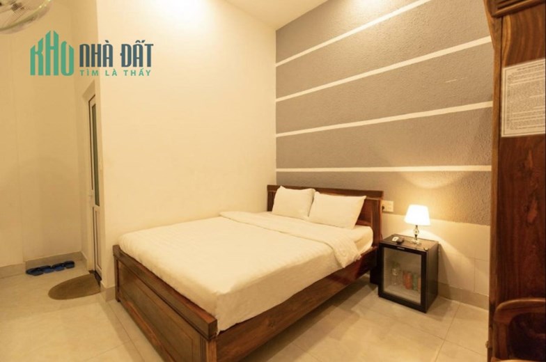 Cho thuê nhà nguyên căn mặt tiền Yersin Đà Lạt cách hồ Xuân Hương chỉ 500m