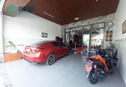Bán Nhà 2 Tầng Nội Thất Cao Cấp Ngang 6.2m Đường Xe Hơi Tân Xuân HM