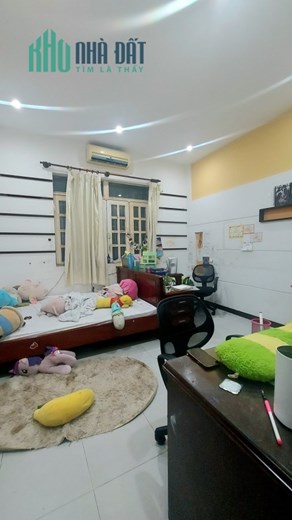 Bán Nhà Cao Lỗ phường 4 Quân 8 giá 11 tỷ.