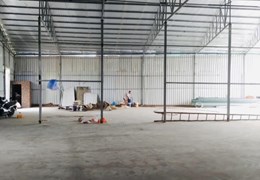 Cho thuê kho mới - sạch - đẹp tại làng nghề Triều Khúc, Thanh Trì DT 400m2