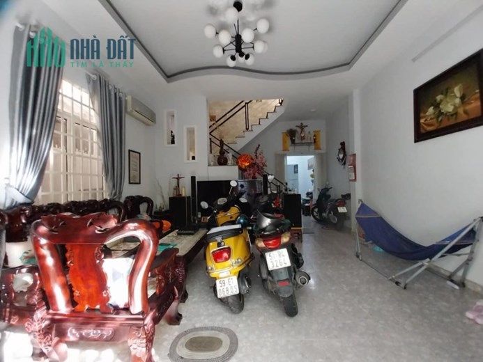Bán nhà Nguyễn Văn Quá Phường Đông Hưng Thuận Quận 12, 2 tầng, Đường 1.5m, giá giảm còn 7 tỷ