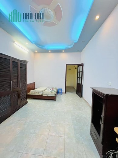 Bán nhà Nguyễn Cảnh Dị, Linh Đàm, 40m2x 5 tầng giá 3,48 tỷ về ở luôn