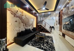 SIÊU PHẨM NHÀ 3 TẦNG PHỐ NGUYỄN CÔNG HÒA