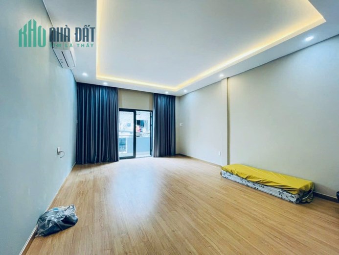 Bán Nhà Hẻm Xe Hơi 8m,Hoàng Văn Thụ,Tân Bình,46m2- 3Tầng- nhỉnh 8.9 Tỷ