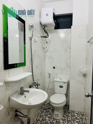 SIÊU PHẨM NHÀ 3 TẦNG PHỐ NGUYỄN CÔNG HÒA