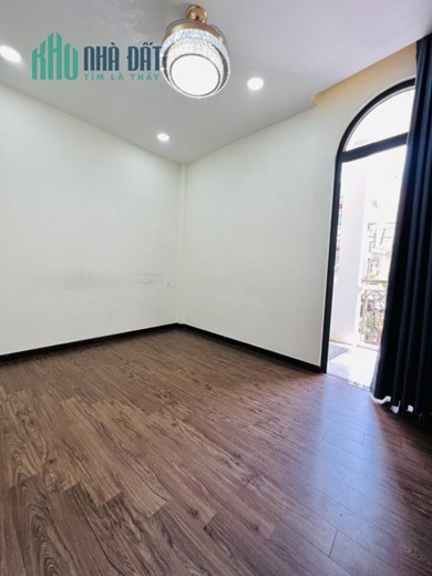 Bán Nhà Mặt Tiền Phan Xích Long, Q11, Sát Q10 ,4,3m x 12m, 4 Tầng, Chỉ 15 Tỷ