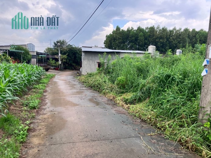 700tr ngay tỉnh lộ 769 cách ngã 3 Dầu Giây 2km, sổ sẳn 107m2 full thổ cư