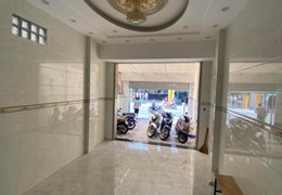 Nhà bán mặt tiền Hậu Giang xây 1 lầu đang cho thuê 30 triệu giá 14 tỷ 500 triệu thương lượng