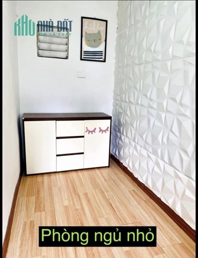 Chính chủ bán gấp căn hộ TT Thành Công giá 1.95 tỷ, 40m2, NT cơ bản, sổ đỏ