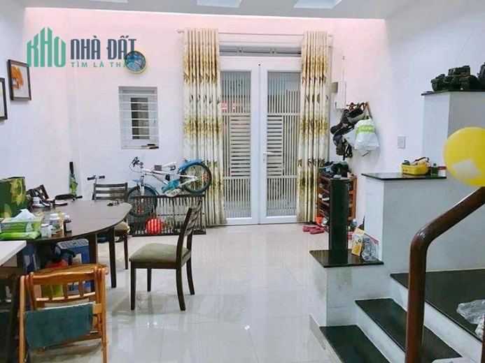 Giảm ngay 3 tỷ, Ngộp bán gấp nhà HXH Trần Khắc Trân, P Tân Định, Quận 1