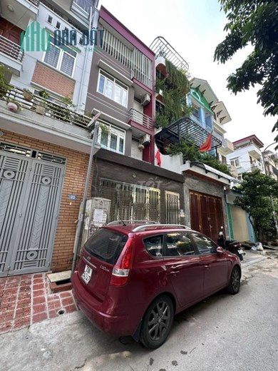 Cần bán nhà mặt phố Văn Quán, có Gara Ô tô, DT 69m x 5 tầng, mới sửa 2021