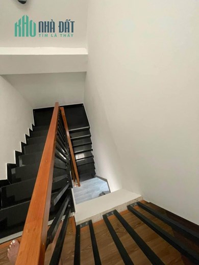 ♥ Mặt Tiền Lý Tự Trọng đường 10.5m, 4 tầng Kinh Doanh, nhỉnh 4 tỷ