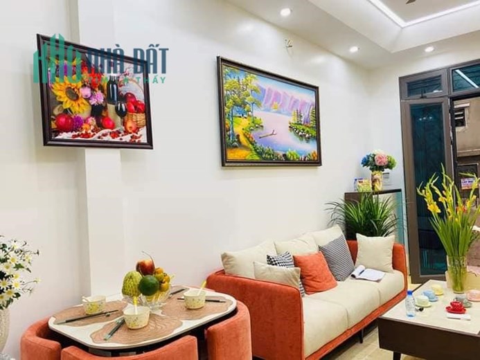 SIÊU PHẨM NHÀ 4 TẦNG 3 P NGỦ NGÕ GỐC ĐỀ PHỐ MINH KHAI DT:31M2 MT: 3.5M GIÁ: 3.58 TỶ + FUN NỘI THẤT