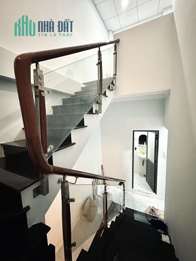 PHAN XÍCH LONG, ĐƯỜNG HOA - HẺM KINH DOANH 5M RA MẶT TIỀN - 38M2 - 4 TẦNG BTCT - NGANG LỚN 5M A4 -