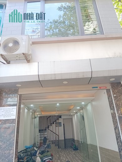 Chính chủ cho thuê phòng tầng 4 tại Ngõ 5 Đường Hoàng Quốc Việt, Phường Nghĩa Đô, Cầu Giấy, Hà Nội.