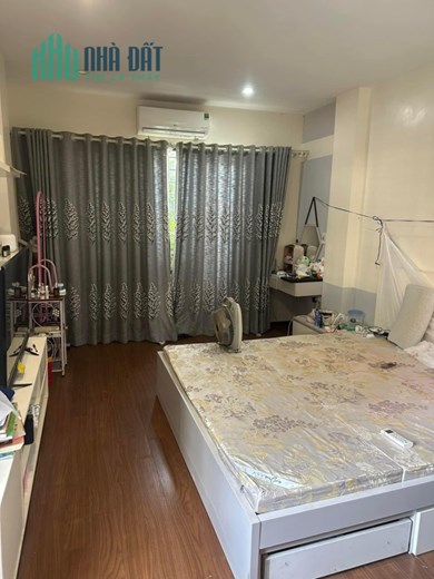 Bán nhà Phan Đình Giót, ô tô đỗ cửa, nhà thoáng, 81m2