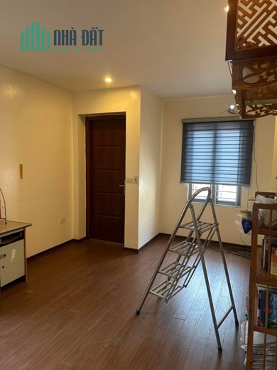 Bán nhà Phan Đình Giót, ô tô đỗ cửa, nhà thoáng, 81m2