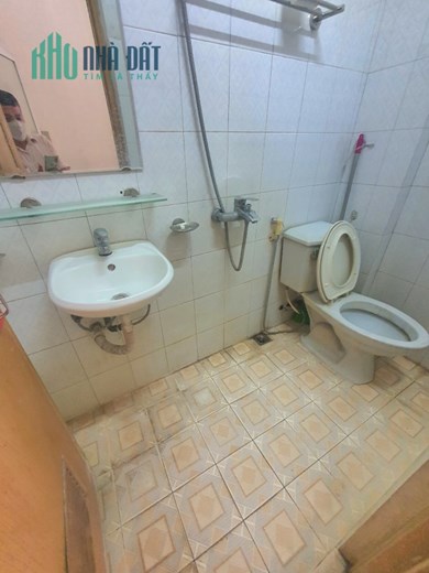 ĐỐNG ĐA - NHÀ NHỎ XINH 20M2 X 2 TẦNG - MT 3.2M - 2 THOÁNG - GẦN Ô TÔ - CHỈ 1.95 TỶ