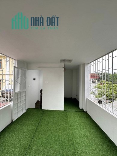 ĐỐNG ĐA, nhà đẹp, 5 tầng, ngõ rộng hơn 10m ra phố chính, 3.49 tỷ