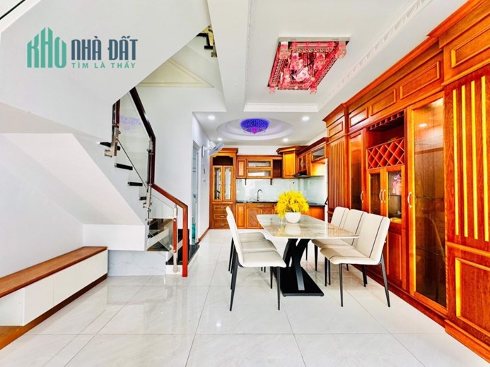 SIÊU KINH DOANH - MẶT TIỀN KHỦNG 8M - CHỢ PHẠM VĂN HAI - QUẬN TÂN BÌNH  - 32M2 - 4 TẦNG - NHỈNH 8 TỶ