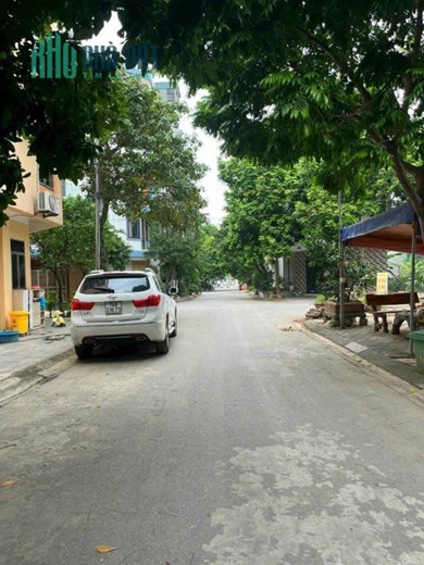 Bán nhà ngõ 130 Xuân Thuỷ phân lô oto kinh doanh 48m  6 tầng mặt tiền  6m giá chào 8.2 tỷ.