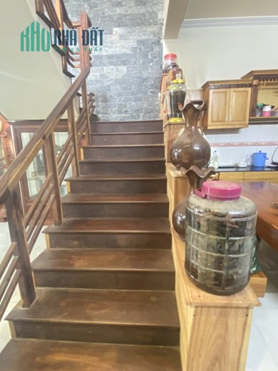 Nhà 2 tầng 63/1A  Trương Công Định  - Tp BMT. Dt: 5x20 Tc 100% giá giảm còn 2.6 tỷ