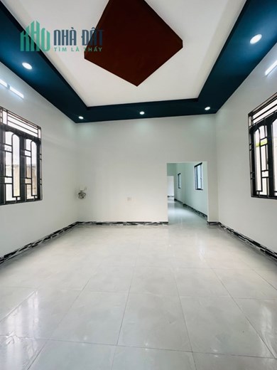 Biệt thự sân vườn 2 MT hẻm 590 Nguyễn Văn Tạo (7.5x23m)