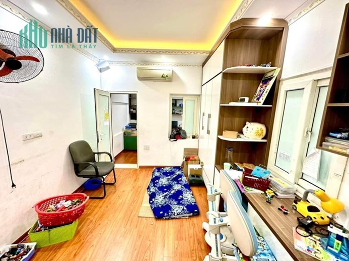 BÁN NHÀ AN TRẠCH, ĐỐNG ĐA, 32M2, 4 TẦNG, GẦN OTO, 4.55 TỶ