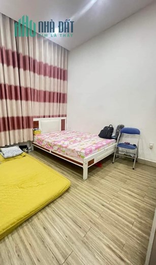 Gò Vấp, Lê Văn Thọ, Gấp bán nhà mới ở ngay, 60m2, N4m, hoàn công đủ, tặng nội thất