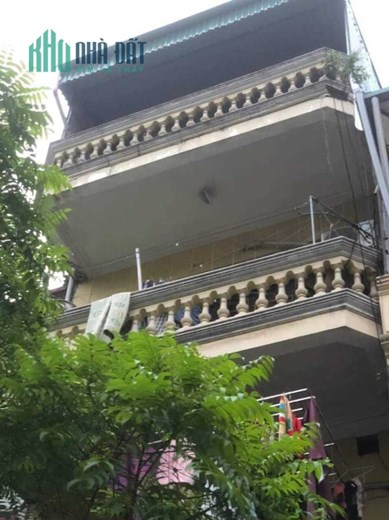 Bán Nhà Phố Hoàng Hoa Thám 72m2 x 4 tầng, 4 phòng ngủ đầy đủ công năng, ngõ to như Phố kinh doanh