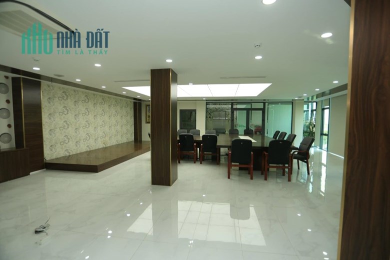 ⚜️ TÒA VĂN PHÒNG KÍNH SIÊU ĐẸP, LÔ GÓC KĐT NAM TRUNG YÊN, 180M2 8T MT 28M, CHỈ 99 TỶ ⚜️