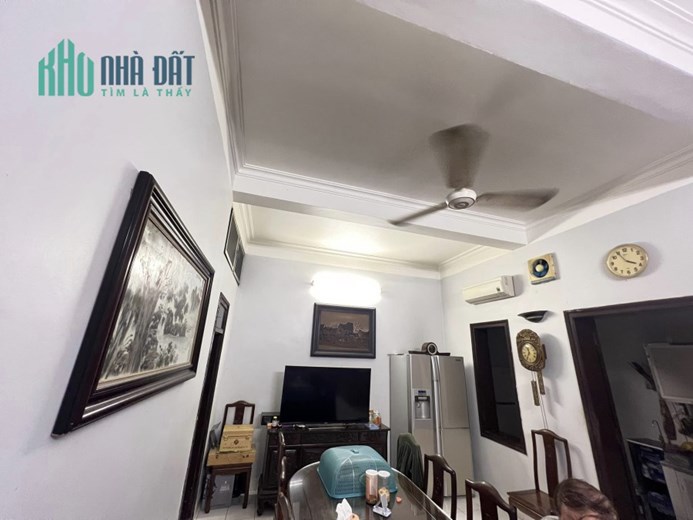 Bán nhà phố  Hoàng Hoa Thám 187m², 3 tầng, MT 5m, giá 36.6 tỷ Ba Đình. Liên hệ MUA : O94lO7l689