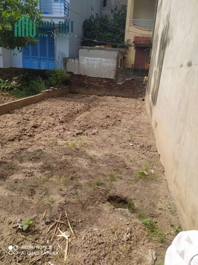 Bán đất ngõ 405 Ngọc Thuỵ 40m x 4m oto vào đất giá 1,x tỷ thương lượng LH: 0936123469