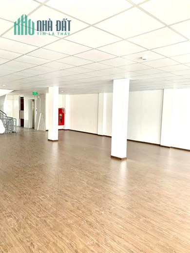 BÁN TÒA NHÀ MẶT PHỐ QUẬN ĐỐNG ĐA - PHỐ VIP HOÀNG CẦU. 216M X 9 TẦNG X MT 10.5M. GIÁ : 100 TỶ