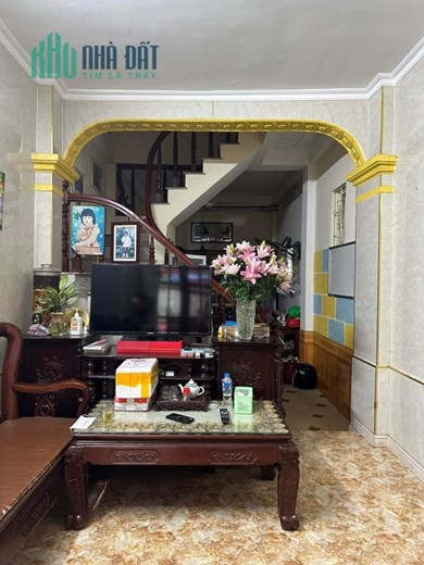 CC NHỜ BÁN NHÀ NGUYỄN AN NINH DT khủng 62m 4T  Ô tô qua nhà. SĐCC chỉ 5 TỶ 15