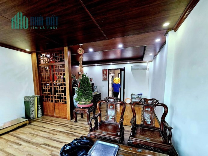 HIẾM NHẤT PHÂN LÔ HOÀNG CẦU - THANG MÁY NHẬP, Ô TÔ TRÁNH. 75M X 6T. GIÁ 25 TỶ