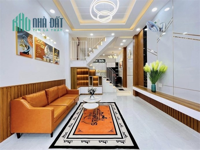 Giảm 400tr, còn 6.2 tỷ, 3 tầng Full nội thất – HXH Nguyễn Tư Giản, Gò Vấp