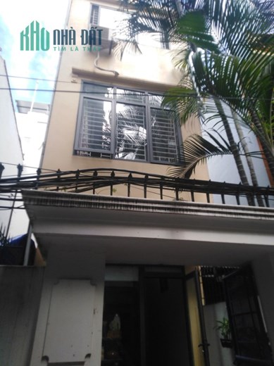 Bán nhà riêng đường Lạc Long Quân, Tây Hồ, 3 tầng, 55m2. LH: Địa Thủy Sư Trần Thọ 0906299843