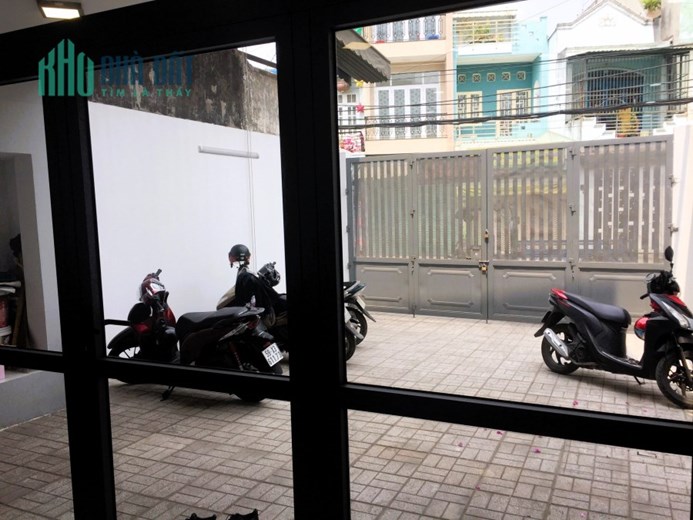 Cho thuê mặt bằng 110m2 mặt tiền đường 9 Linh Tây