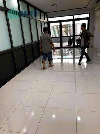Cho thuê mặt bằng 110m2 mặt tiền đường 9 Linh Tây