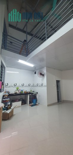 Cho thuê nhà mặt Ngõ Phú Viên, Ô tô tránh trước cửa, 2 tầng, nhà mới. 6 tr.