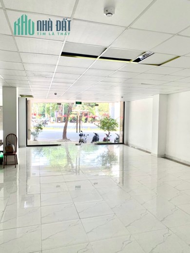 BÁN TÒA NHÀ MẶT PHỐ QUẬN ĐỐNG ĐA - PHỐ VIP HOÀNG CẦU. 216M X 9 TẦNG X MT 10.5M. GIÁ : 100 TỶ