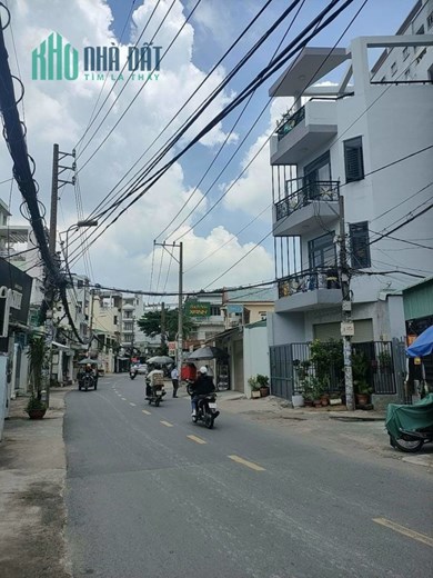 NHÀ BÁN.NGANG HƠN 8M - 156M2 ĐẤT CÓ NHÀ CẤP 4 - MẶT TIỀN ĐƯỜNG NGUYỄN THƯỢNG HIỀN. GIÁ TỐT.