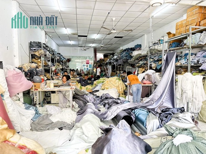Sang mặt bằng 248m2 mặt tiền đường Linh Đông